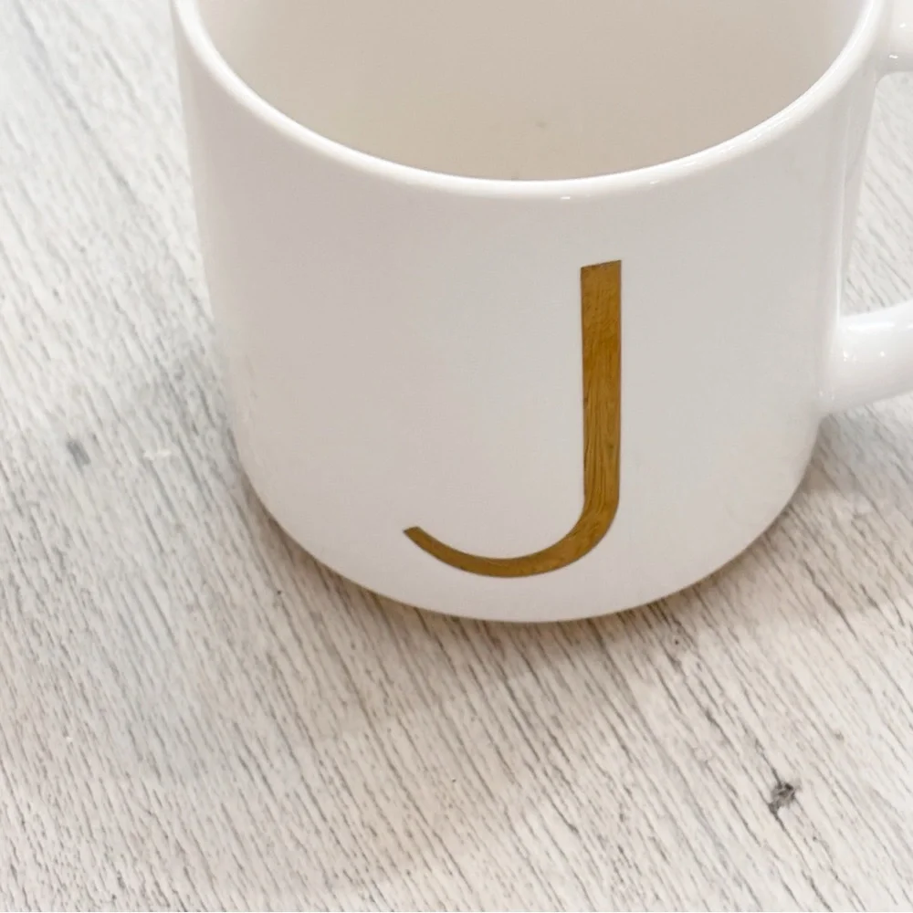 Williams Sonoma Monogram Initial Capital J Mug Cup White/Ivory w Gold Trim 12 oz